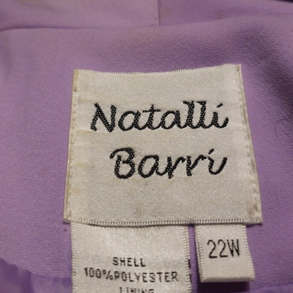 Natalli Barri 2 piece Suit - Picture 4 of 4